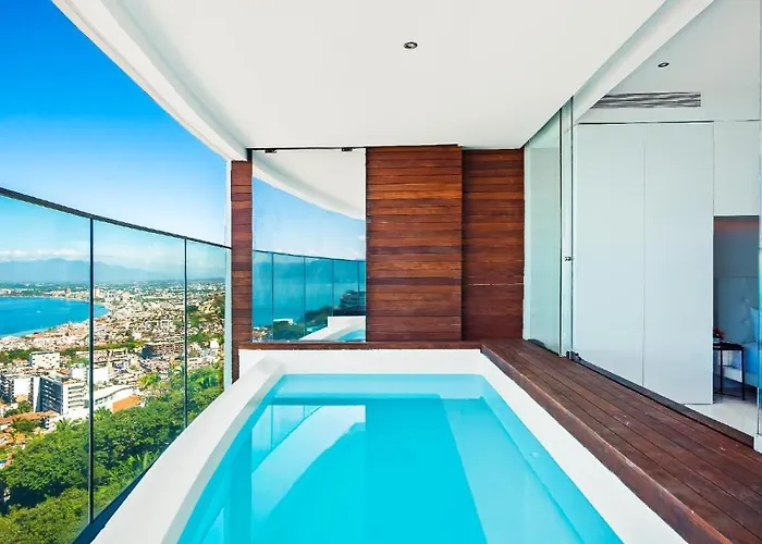 Avalon - 901 Luxurious & Best View 3 Bedroom Amapas Puerto Vallarta